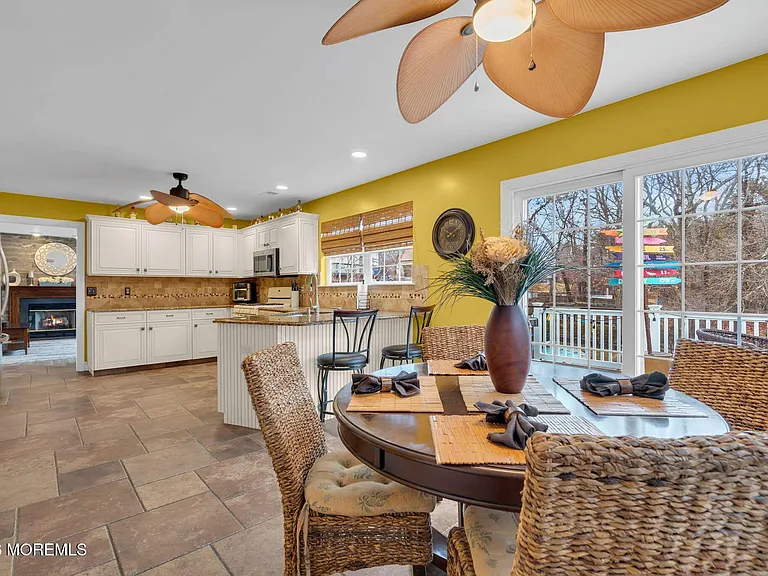 107 Shenandoah Blvd — Photo 40