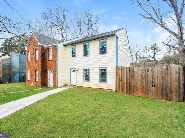 7953 Creekstone Way, Riverdale, GA 30274