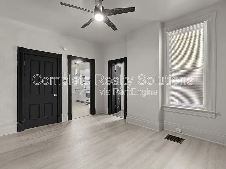 4038 California Ave — Photo 22