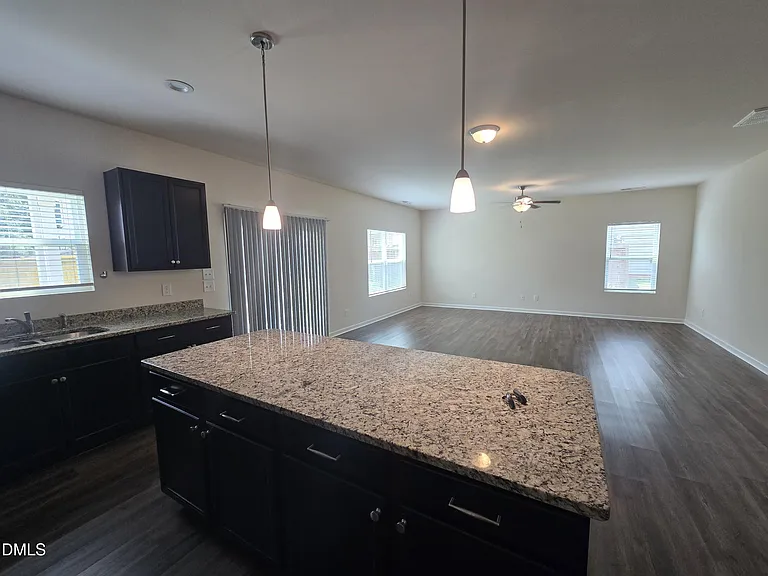 76 Saddle Oaks Ln — Photo 7