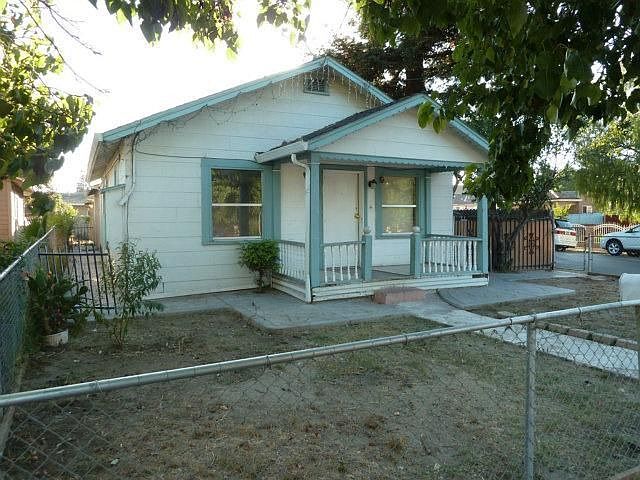 1st image of 305 Bonita Ave