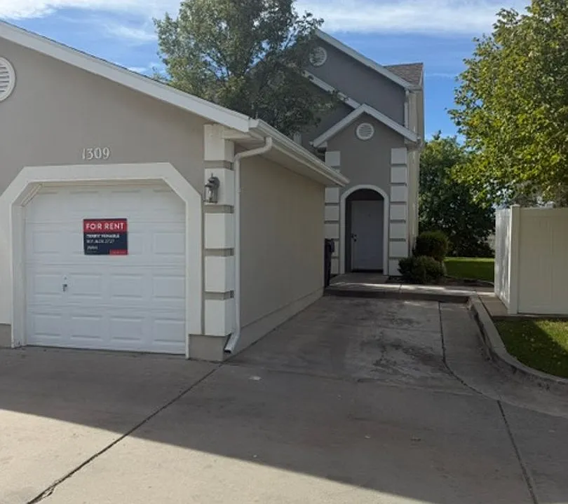 1273 E 6225 S