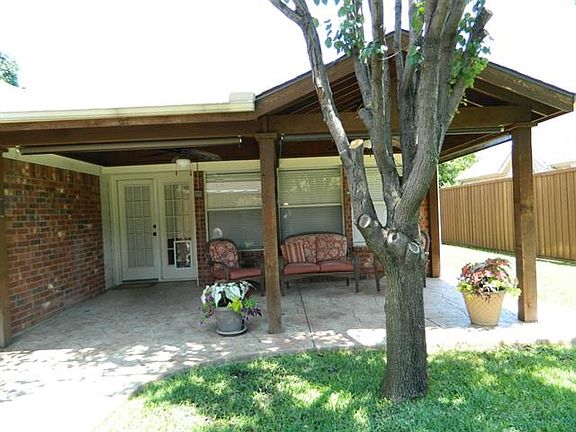 4th image of 1224 Taylor Ln