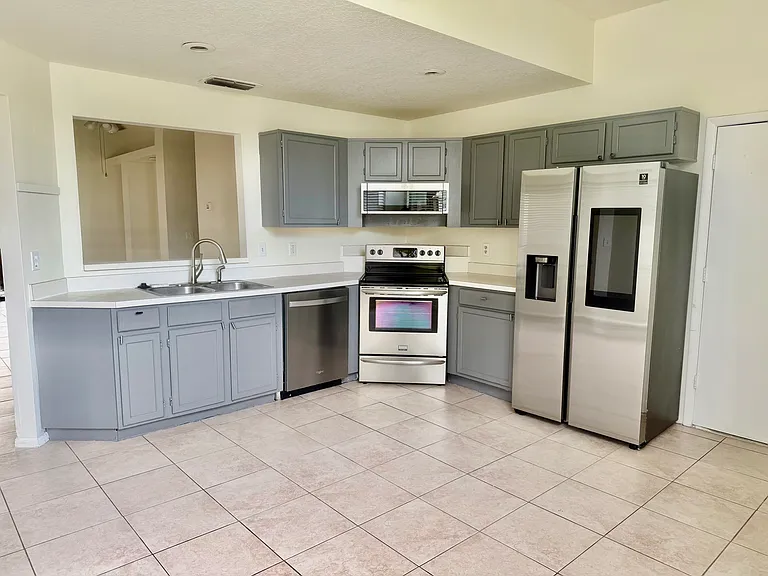 1012 Henson Ct — Photo 7