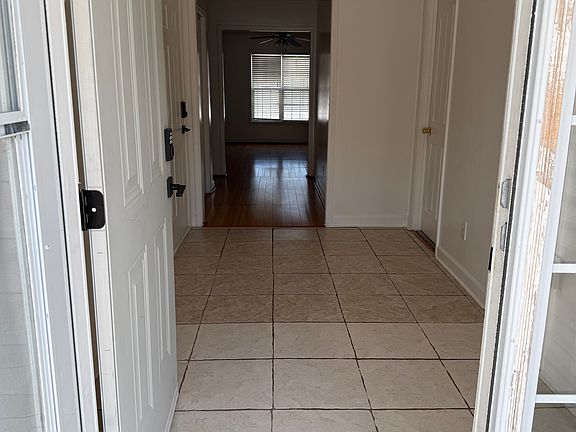 2nd image of 300 Opal Ave