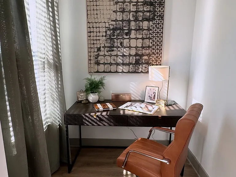 District South — Photo 5
