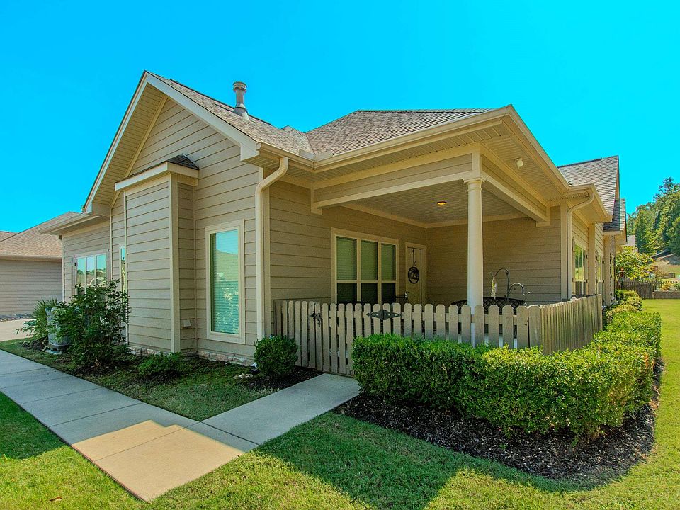 1st image of 194 Mountain Terrace Cir
