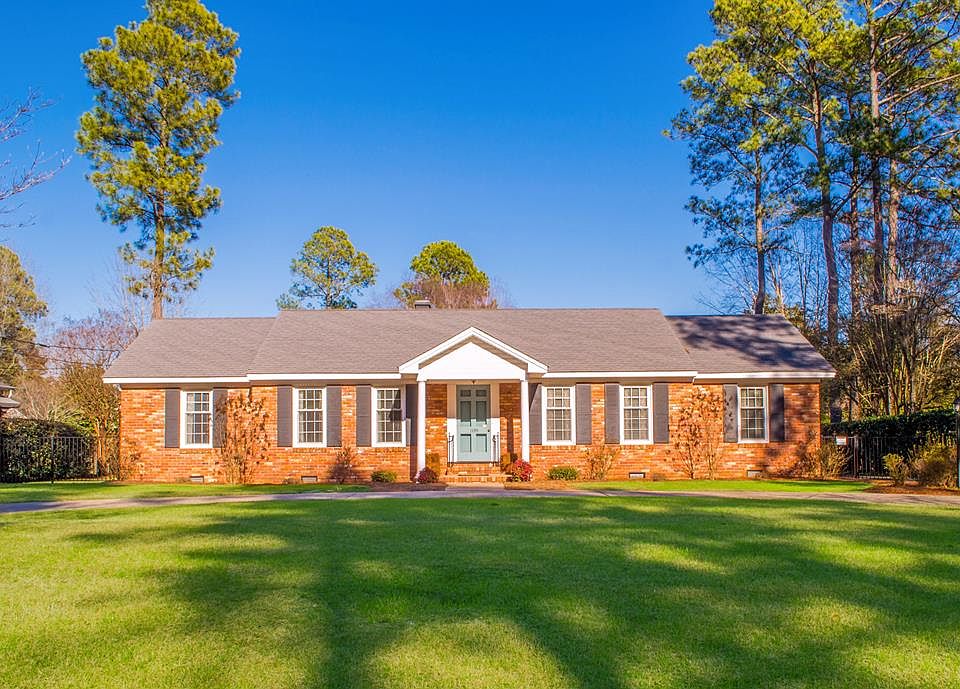 1st image of 108 Pineridge Ln