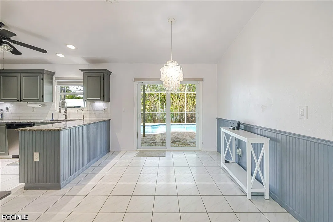 3 bed, 2.0 bath, 1252 sqft, $2,850 — Photo 4