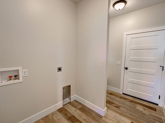 5th image of 2609 Stebe Ct