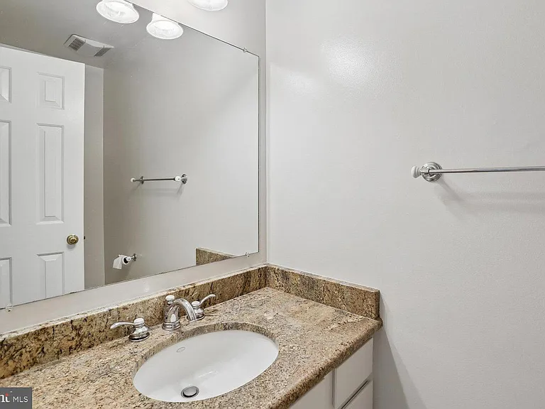 903 Ridge Dr — Photo 23
