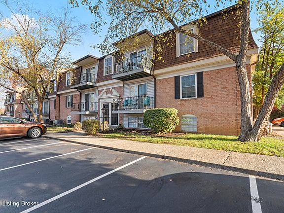 2nd image of 103 Algiers Ct APT 3