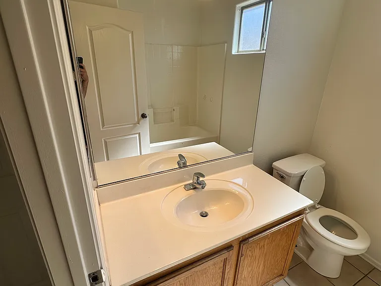 12910 W Pershing St — Photo 12