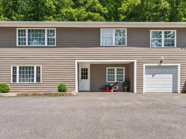 60 Brewer St, Northborough, MA 01532