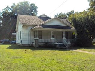3123 Catawba St, Claremont, NC 28610