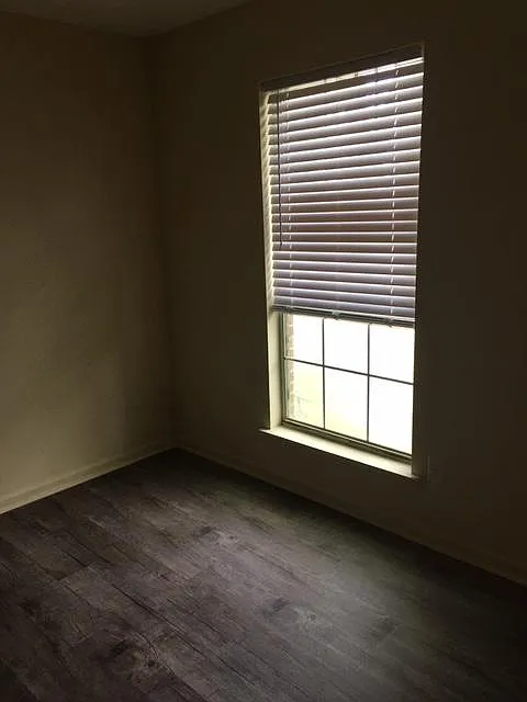 2 bed, 950 sqft, $875 — Photo 4