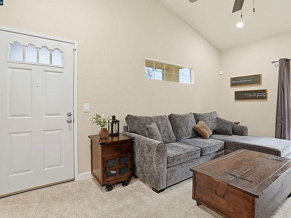 4th image of 7020 Stagecoach Rd APT G