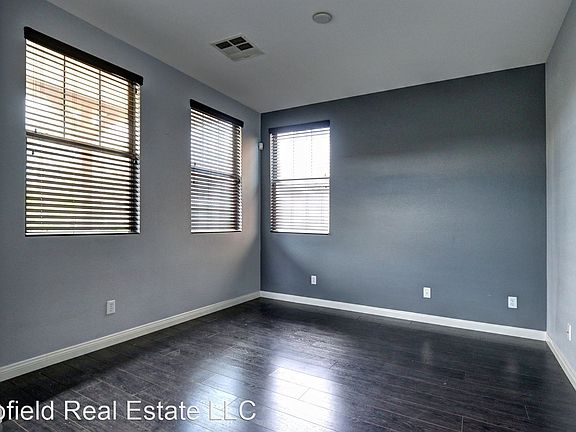 5th image of 10471 Foggy Glen Ave #C1
