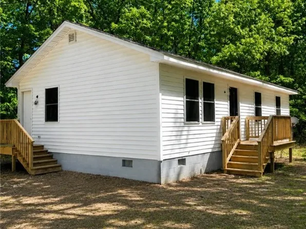 3764 Waldrop Church Rd, Louisa, VA 23093