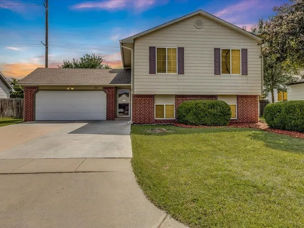 812 S Todd Cir, Wichita, KS 67207