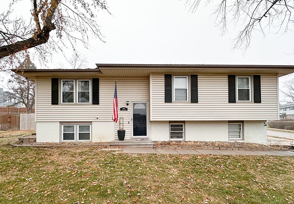 Front Exterior of Home