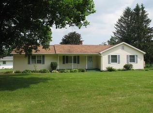 25 Foothill Rd, Elmira, NY 14903