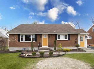 103 Nyroy Dr, Troy, NY 12180