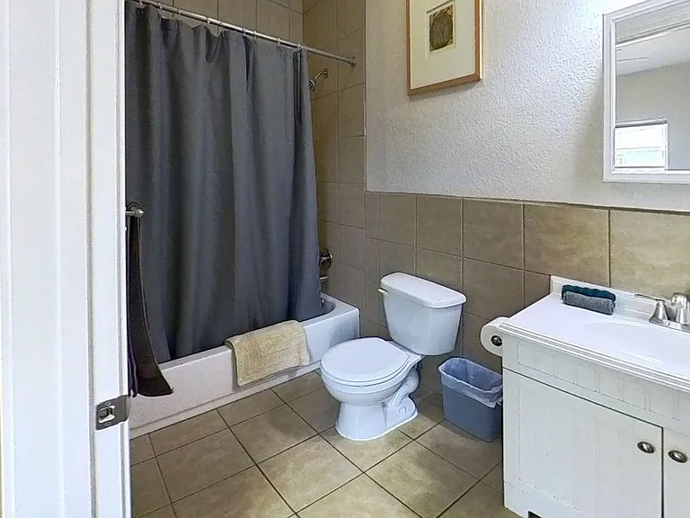615 W Martin Luther King Dr #1 — Photo 5