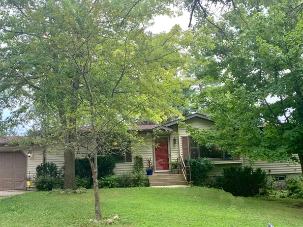 N3282 Tulip Rd, Lake Geneva, WI 53147