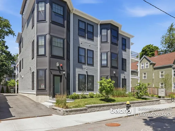 43 Withington St #4, Dorchester Center, MA 02124