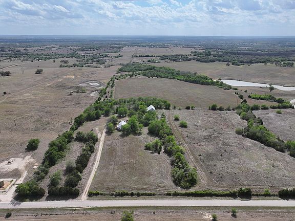 3rd image of 3219 Fritsch Rd