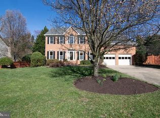 2679 Oak Valley Dr, Vienna, VA 22181