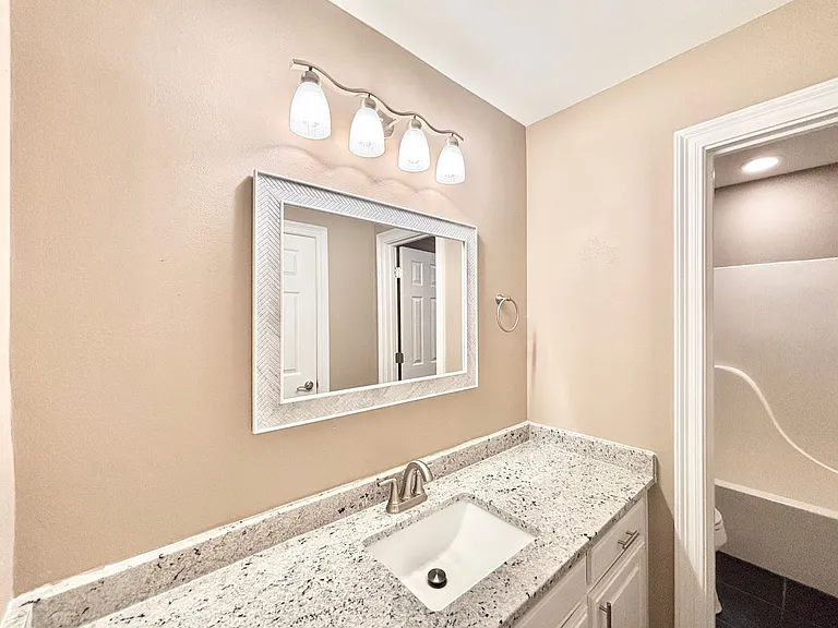 6181 Royal Palms Dr — Photo 15