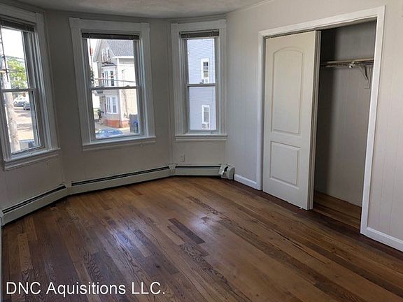 2nd image of 39 America St #10373282