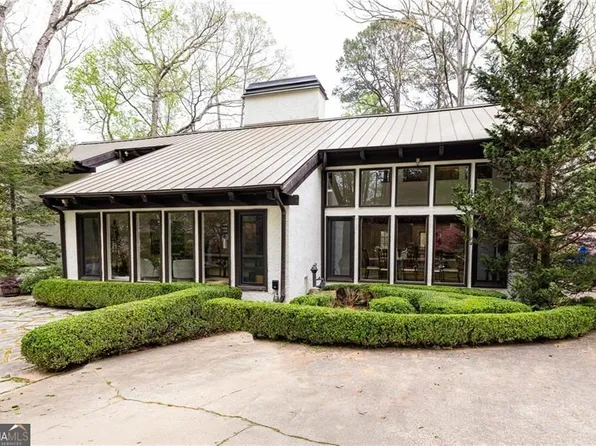 1165 Regency Rd NW, Atlanta, GA 30327