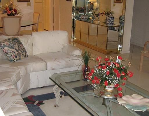 2nd image of 6655 Kensington Ln APT 305