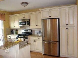 83 Freemont Ct, Somerset, NJ 08873