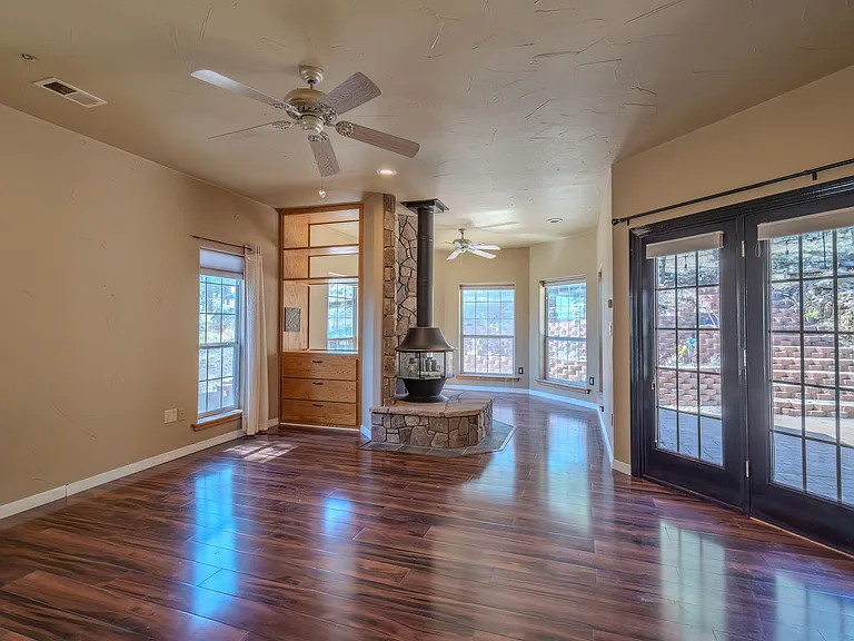 111 Coker Ln — Photo 24