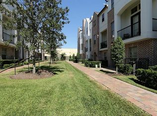 2019 Fannin Sta, Houston, TX 77045