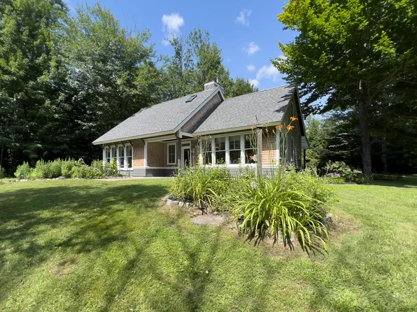 26 Jordan Drive, Gorham, ME 04038