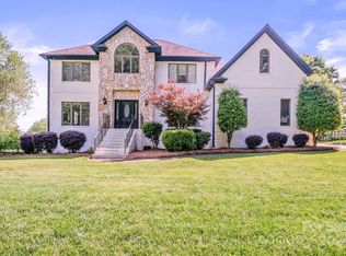 533 Canvasback Rd, Mooresville, NC 28117