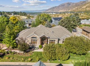 3357 E Glacier Ln, Sandy, UT 84092