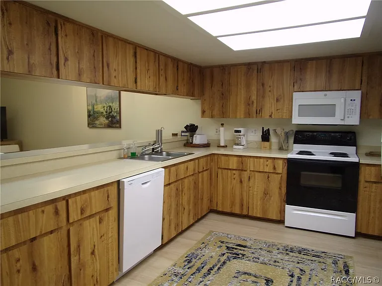876 Pritchard Island Rd — Photo 14