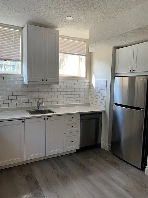 27B Norwich Street East — Photo 4