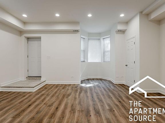 3rd image of 2112 N Campbell Ave #Gdn