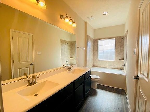 5th image of 2239 Bermuda Shores Dr