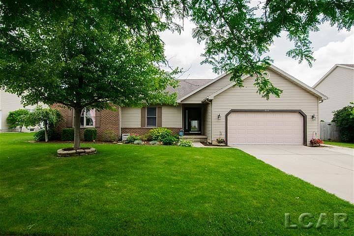 1st image of 404 W Caneel Dr