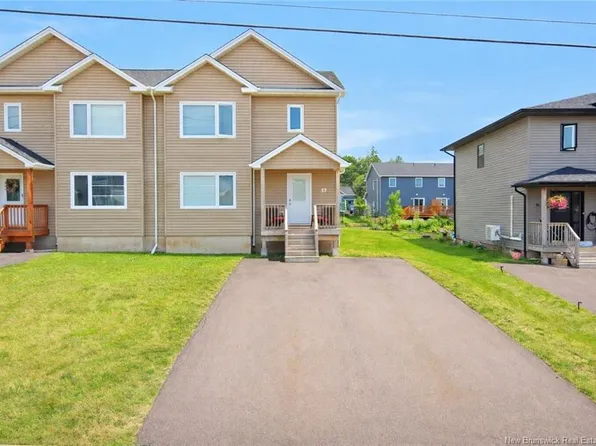 57 Des Peupliers, Dieppe, NB E1A 9E4