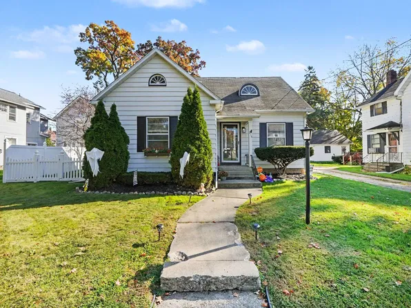 315 3rd St, Jackson, MI 49201