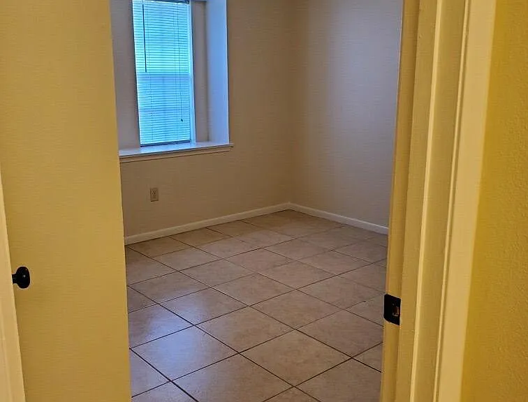2302 Buchanan Dr — Photo 13